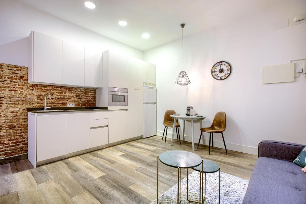 Charming Madrid Atocha Apartment ภายนอก รูปภาพ